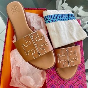 TORY BURCH Slides/Sandals